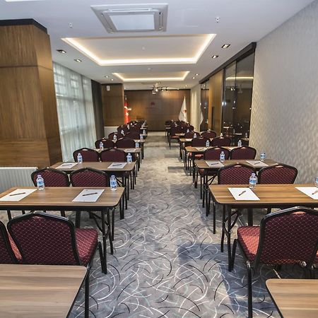 Nigde Honour Hotel מראה חיצוני תמונה